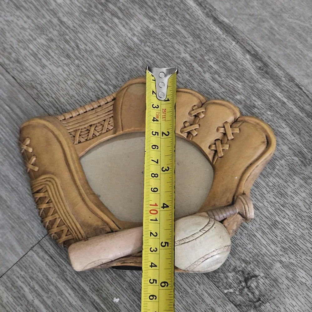 vintage brown ceramic 3D baseball glove photo frame